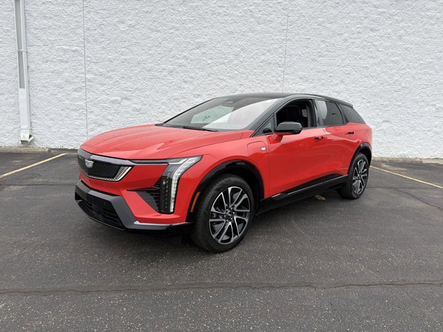 New 2025 Cadillac Optiq Sport 2 w/ LPO, Floor Liner Package