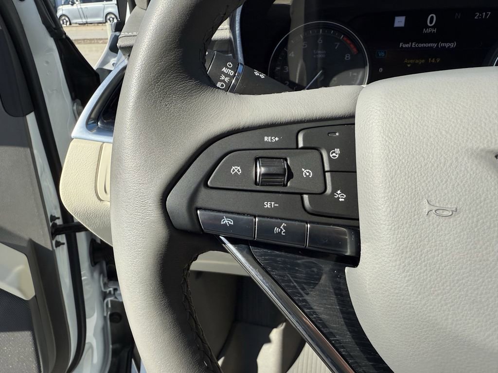 Used 2024 Cadillac XT6 Premium Luxury w/ Technology Package image 16