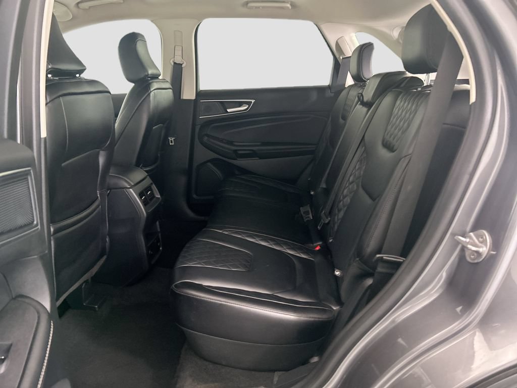 Used 2024 Ford Edge Titanium AWD/4WD image 19