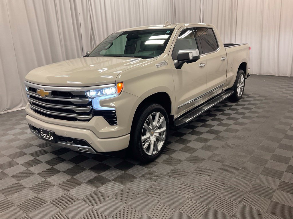Used 2026 Chevrolet Silverado 1500 High Country w/ High Country Premium Package AWD/4WD image 9