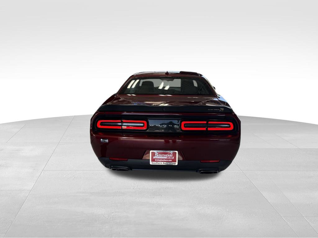 Used 2022 Dodge Challenger R/T Scat Pack RWD image 4
