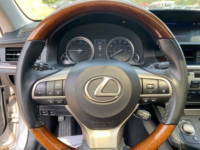 Used 2018 Lexus ES 350 w/ Premier Package FWD image 11