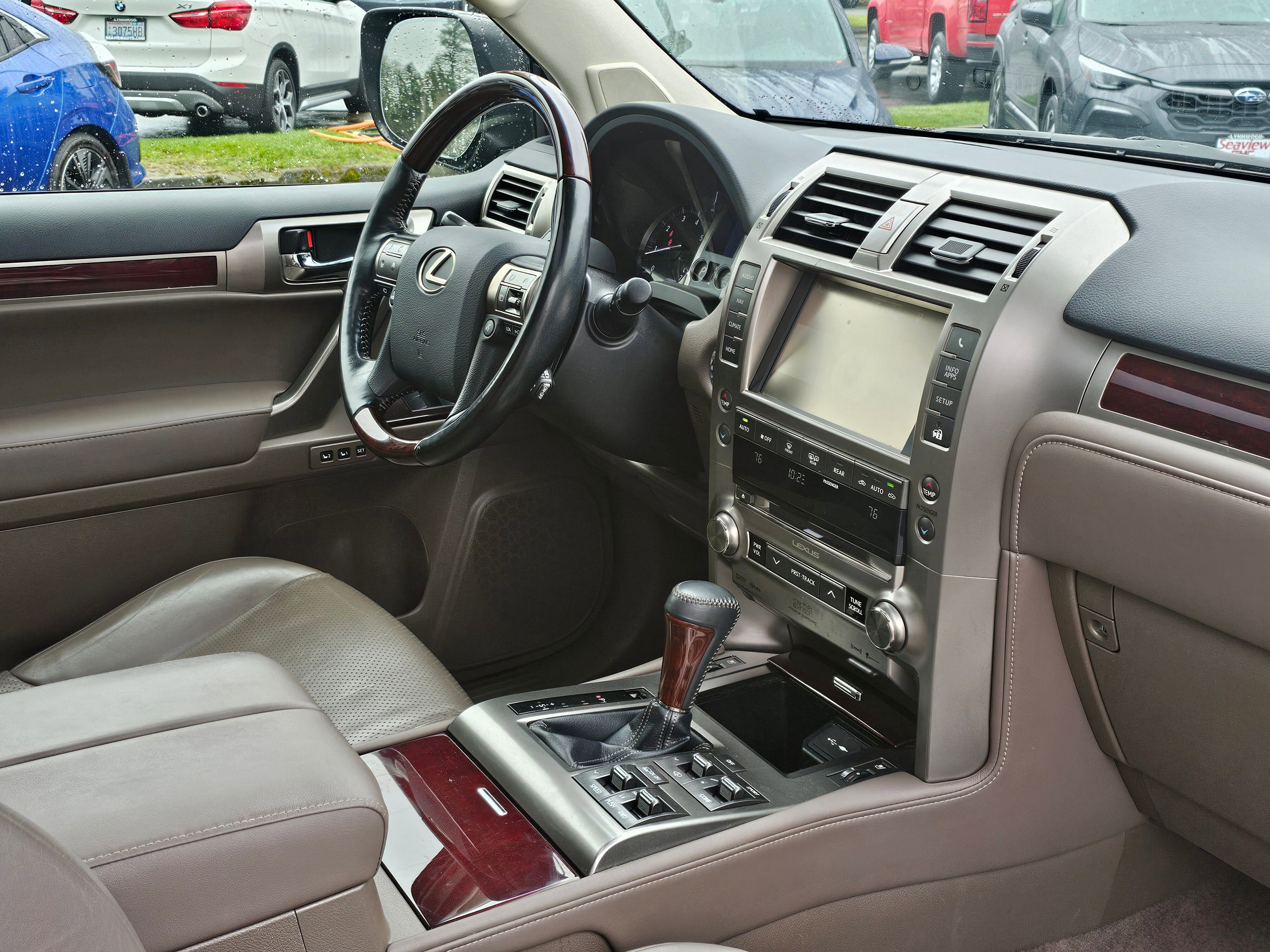 Used 2017 Lexus GX 460 Luxury image 10