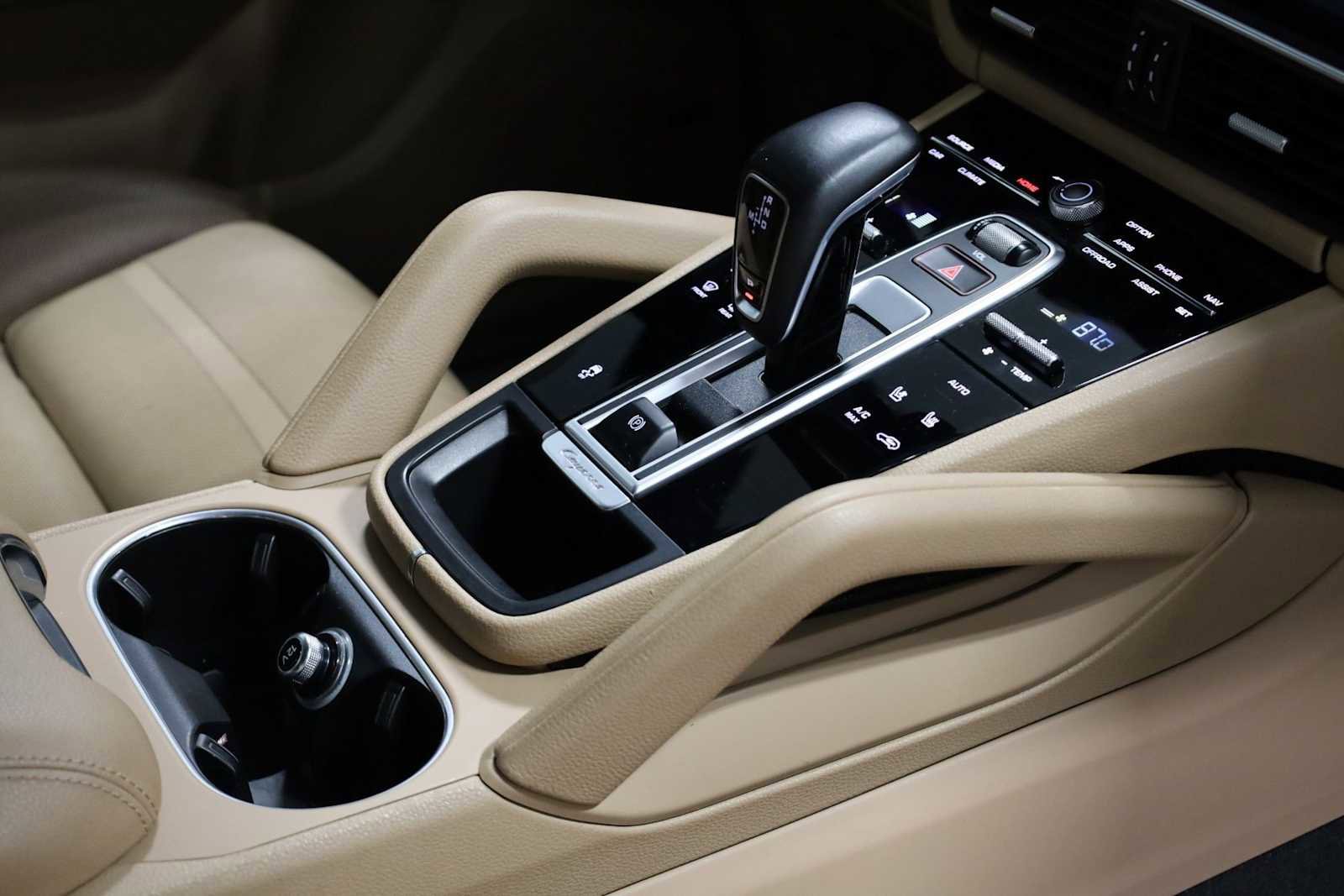 Used 2019 Porsche Cayenne image 21