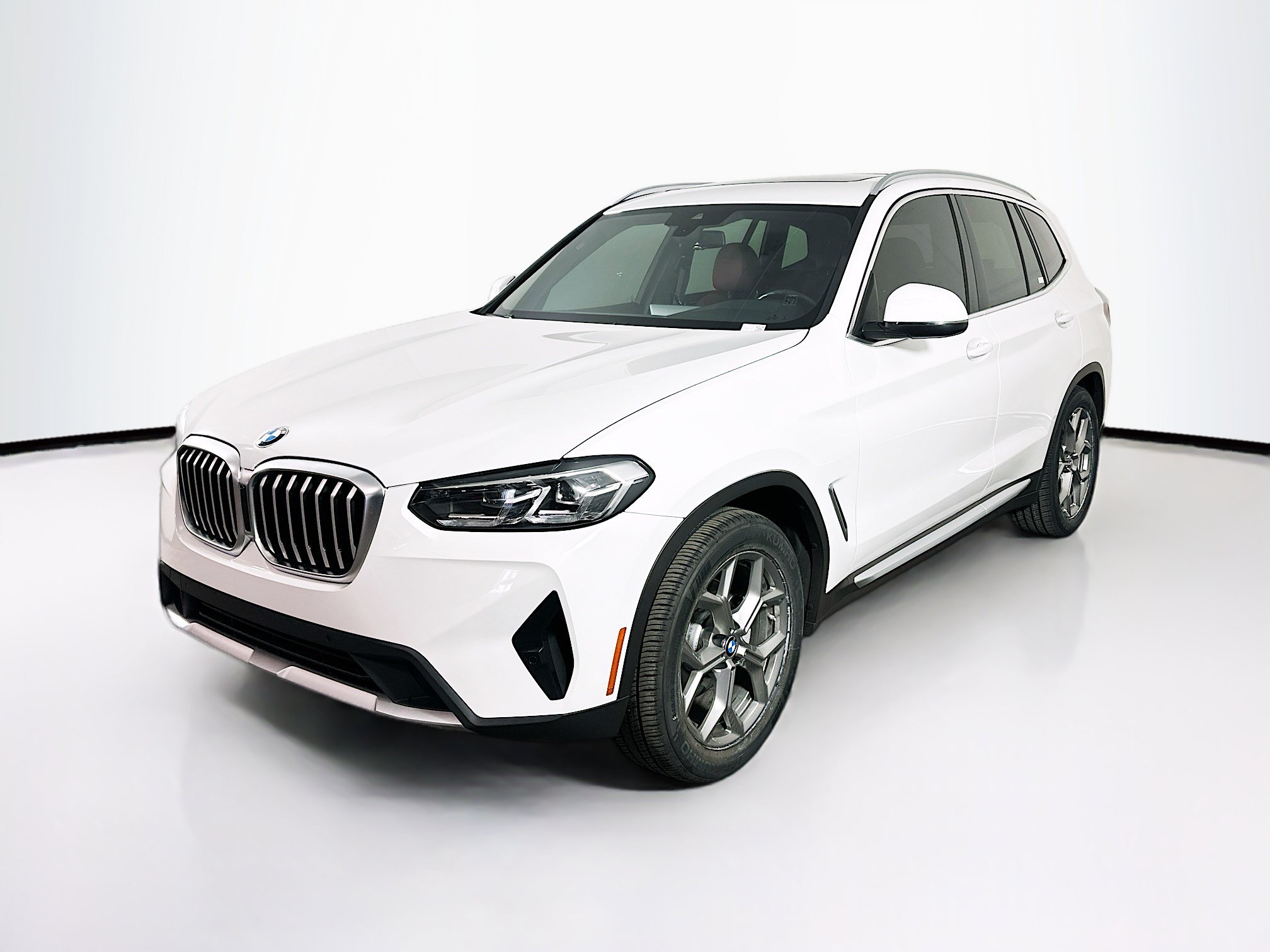 Used 2022 BMW X3 sDrive30i w/ Convenience Package RWD image 3