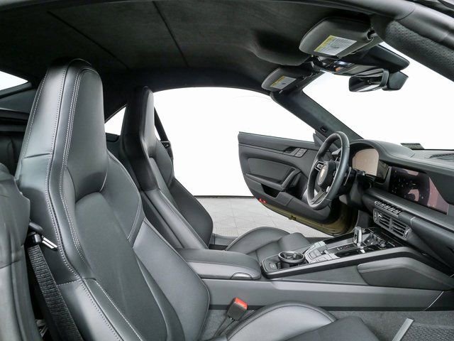New 2026 Porsche 911 GTS image 21