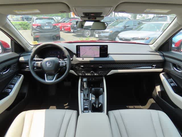 Used 2025 Honda Accord Touring image 17