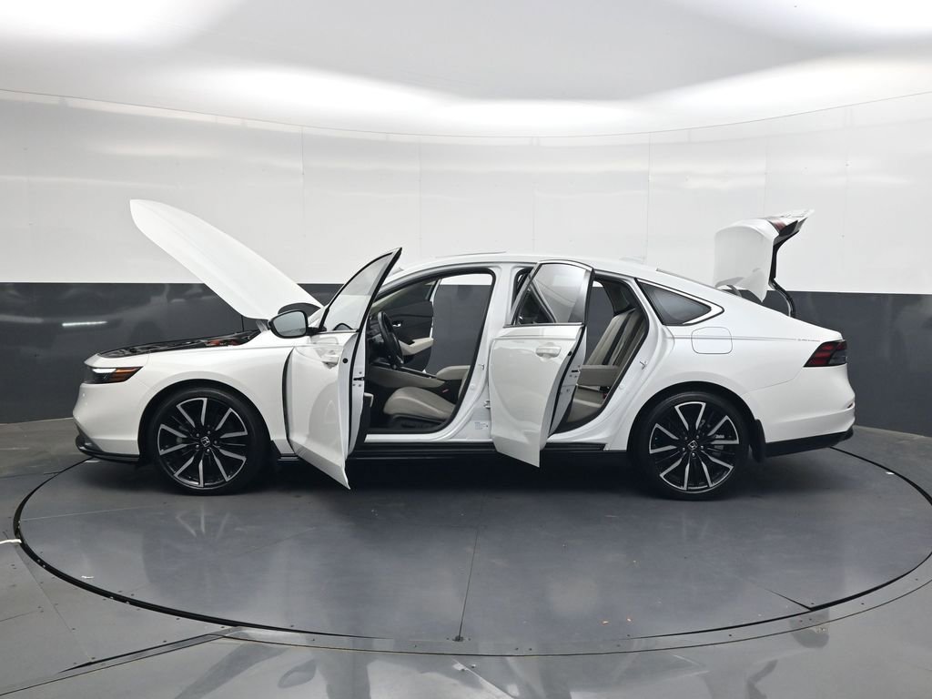 Used 2024 Honda Accord Touring image 36
