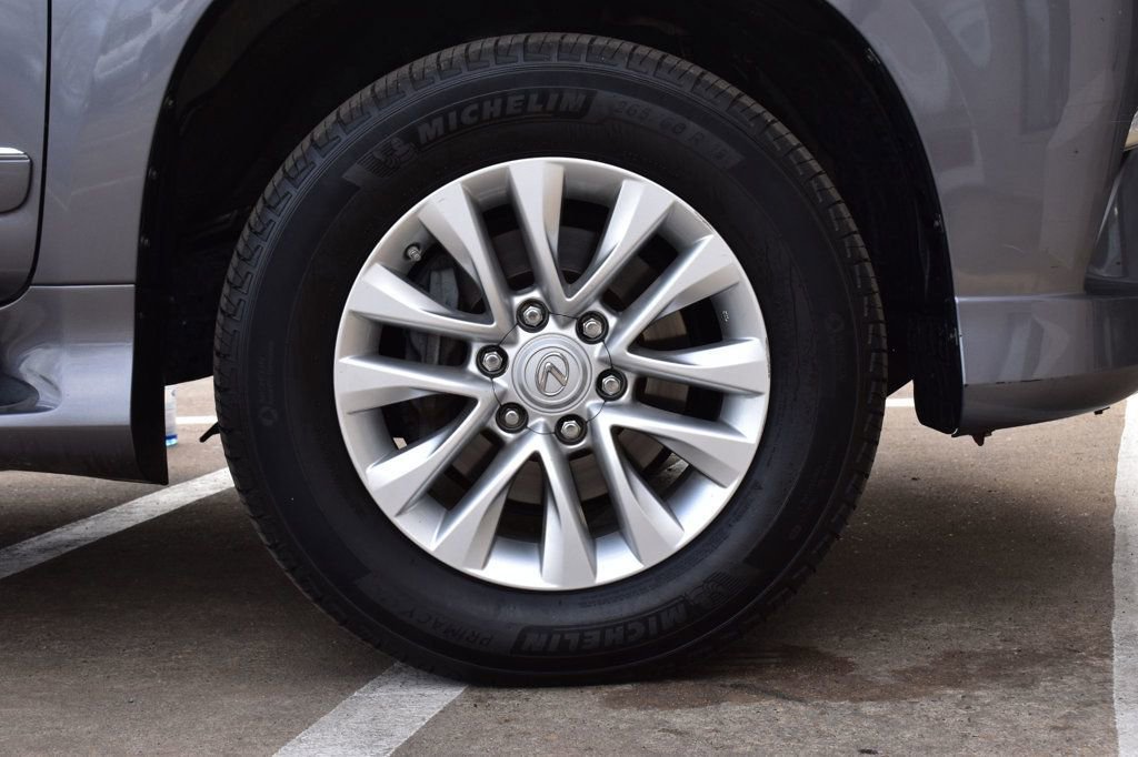 Used 2015 Lexus GX 460 w/ Premium Package image 11