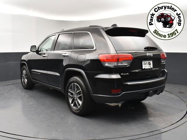 Used 2017 Jeep Grand Cherokee Limited w/ Trailer Tow Group IV AWD/4WD image 4