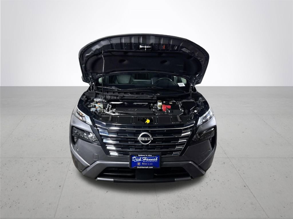 Used 2024 Nissan Rogue SL AWD/4WD image 22