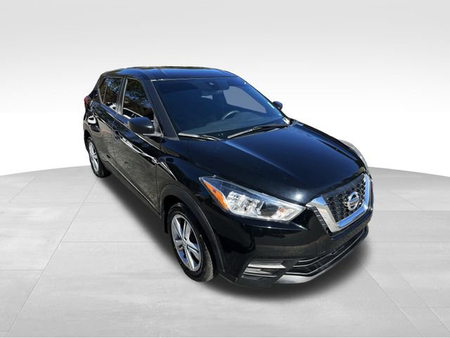 Used 2020 Nissan Kicks S image 7
