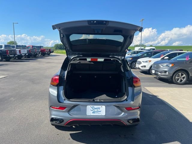 Used 2021 Buick Encore GX Select w/ Sport Touring Package FWD image 17
