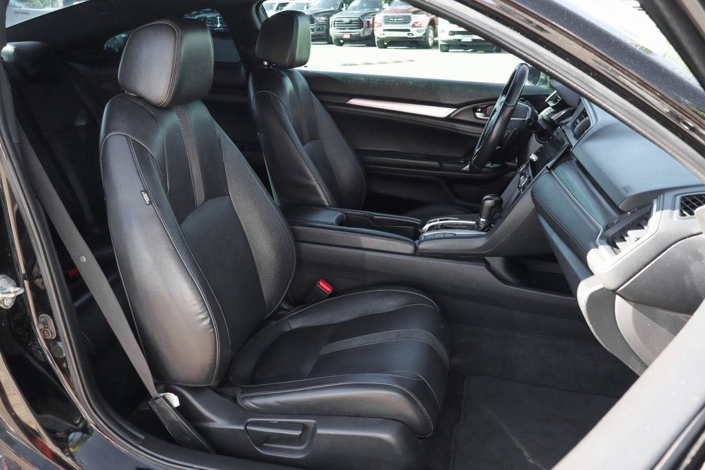 Used 2019 Honda Civic Touring image 36