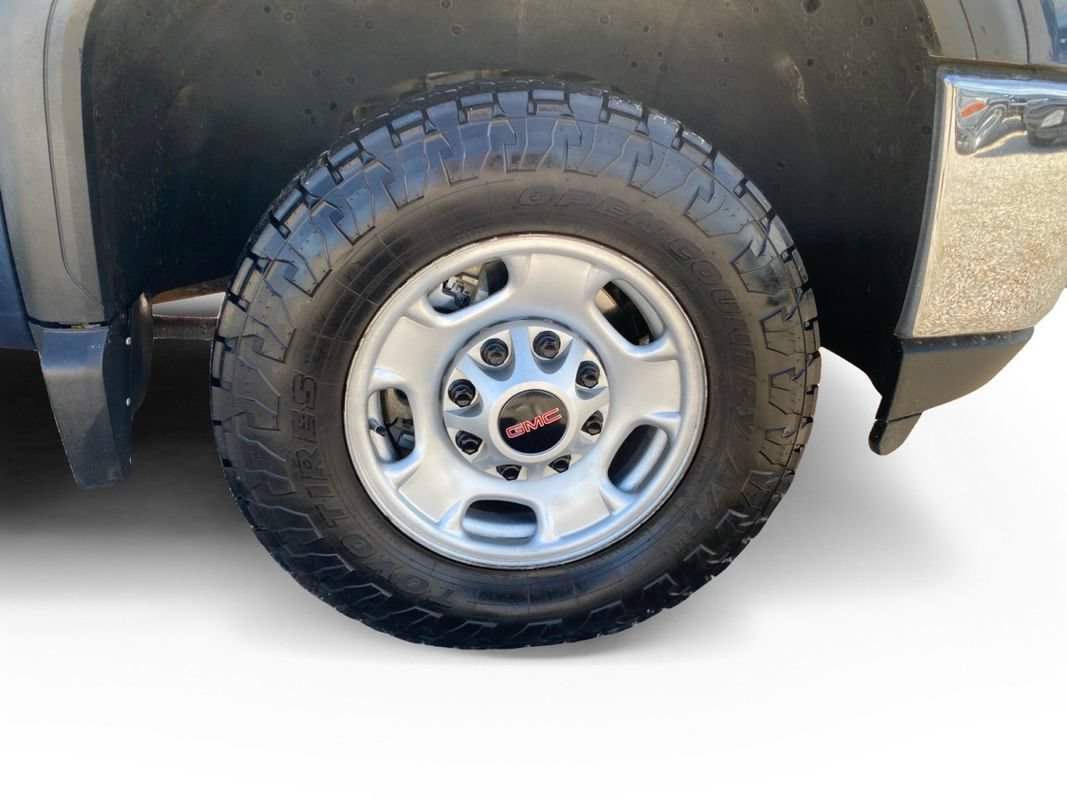 Used 2021 GMC Sierra 2500 SLE w/ X31 Off-Road Package AWD/4WD image 10