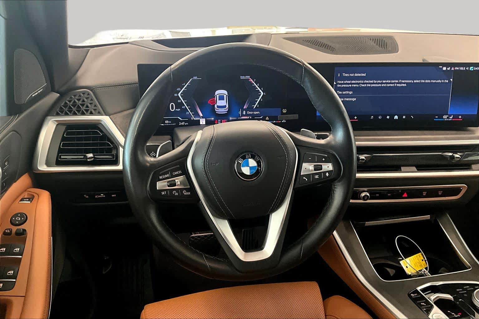 Used 2024 BMW X5 xDrive40i w/ Premium Package AWD/4WD image 16