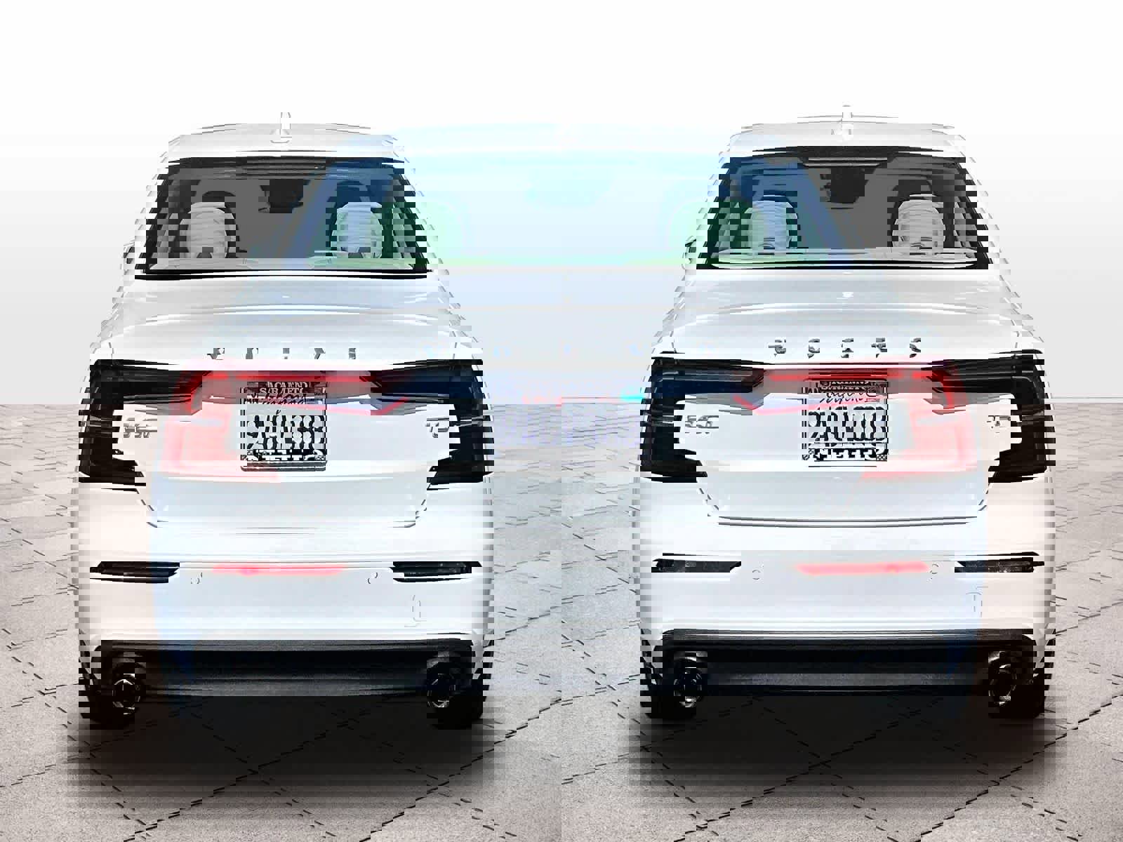 Used 2019 Volvo S60 T5 Momentum w/ Premium Package image 6