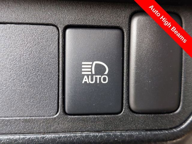 Used 2019 Toyota Tacoma SR5 image 16