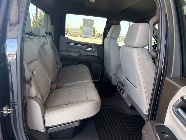 Used 2023 Chevrolet Silverado 1500 LT w/ Z71 Off-Road Package AWD/4WD image 11