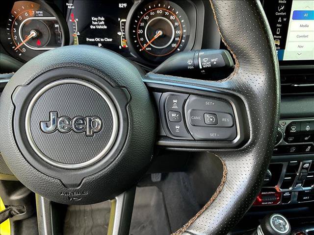 Used 2024 Jeep Gladiator Mojave AWD/4WD image 20