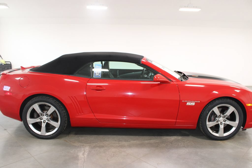 Used 2011 Chevrolet Camaro SS w/ RS Package RWD image 11