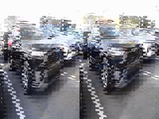 Used 2020 Toyota RAV4 LE w/ All Weather Liner Package image 3