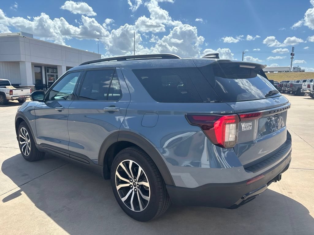 Used 2025 Ford Explorer ST-Line w/ Premium Package RWD image 5