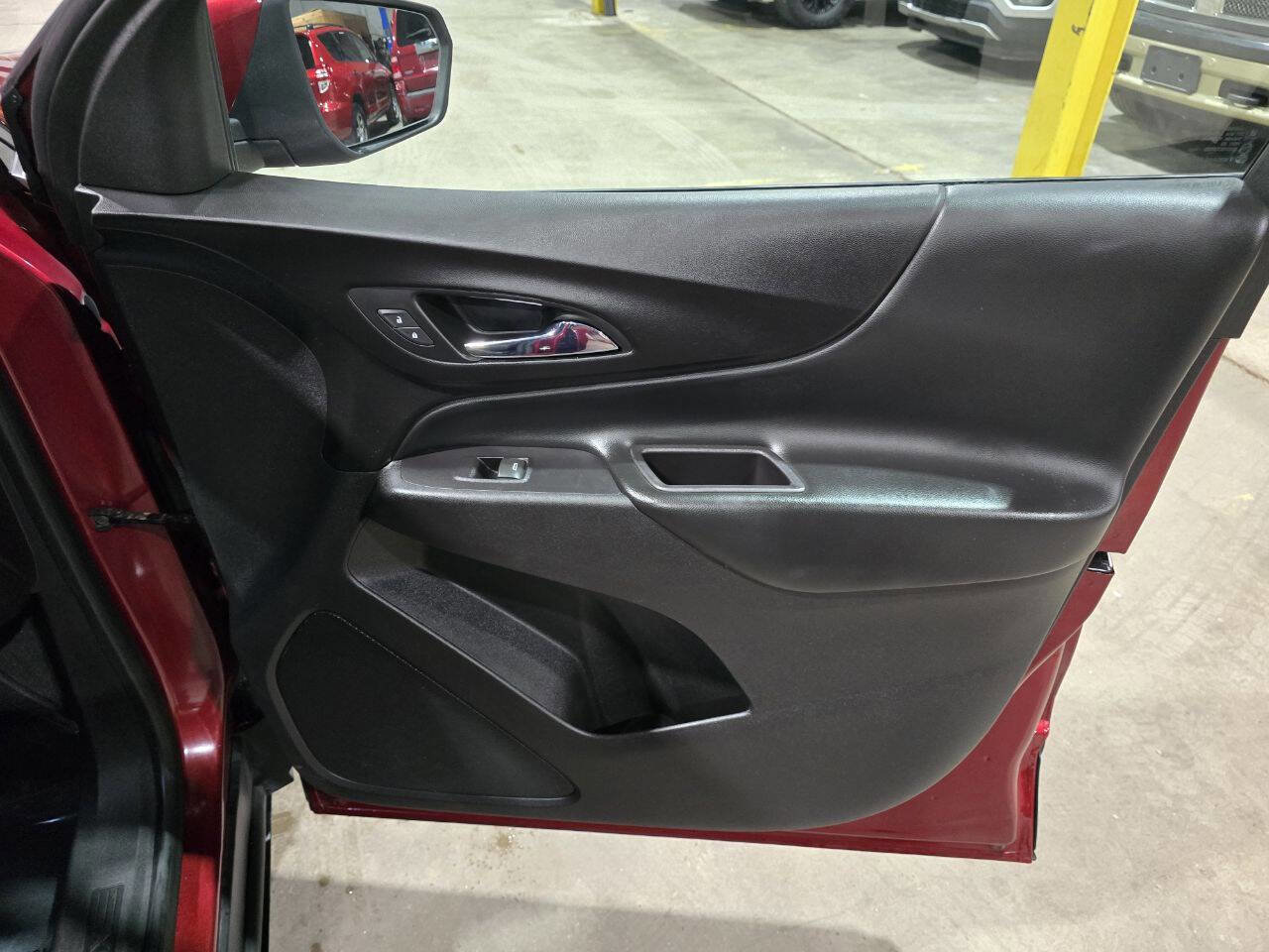 Used 2018 Chevrolet Equinox LT w/ Sun & Infotainment Package AWD/4WD image 33