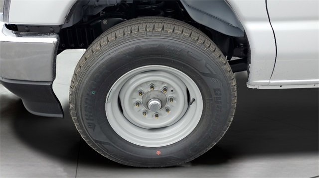 New 2026 Ford E-350 and Econoline 350 Super Duty image 10