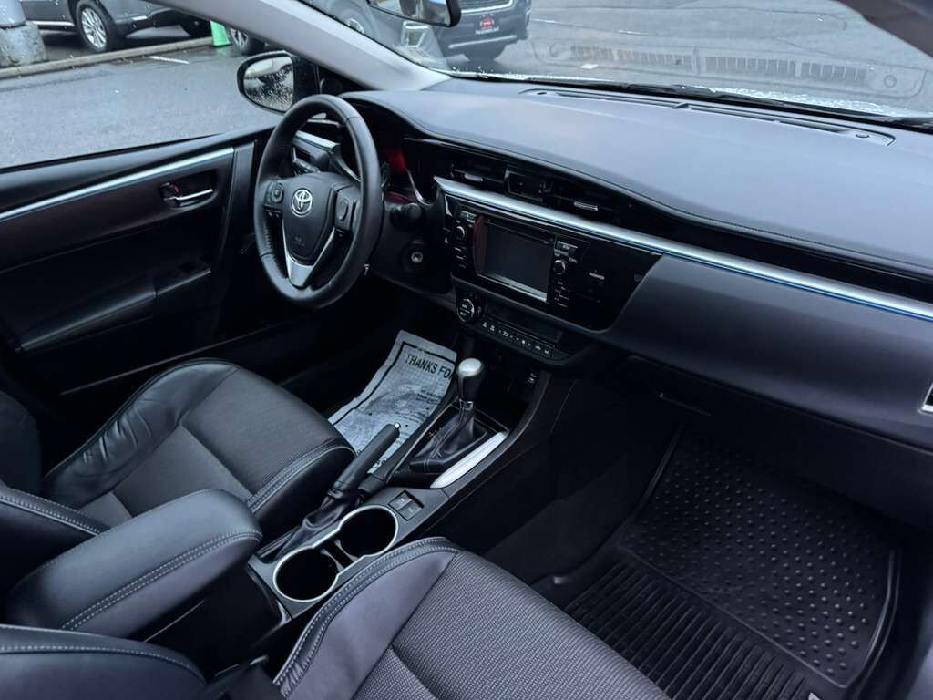 Used 2016 Toyota Corolla S image 9