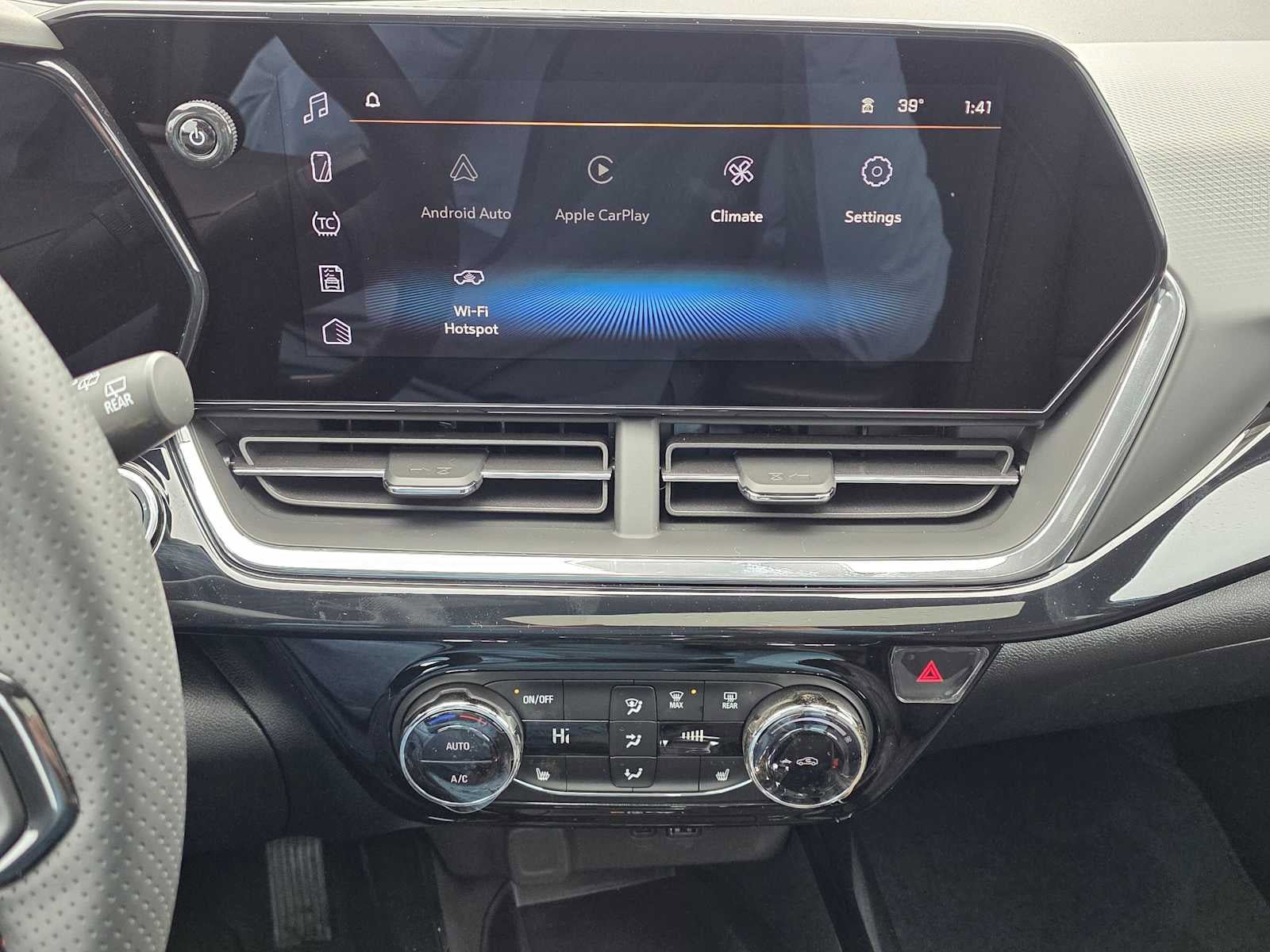 New 2026 Chevrolet Trax RS w/ Sunroof Package FWD image 25