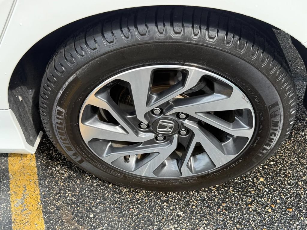 Used 2017 Honda Civic EX image 7