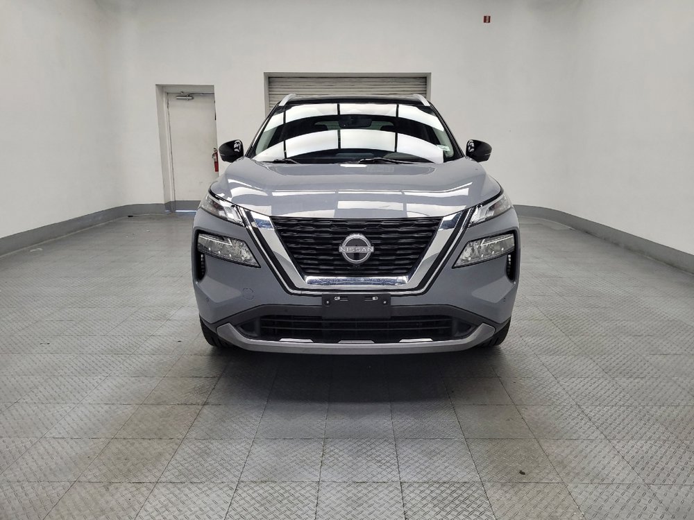 Used 2023 Nissan Rogue SL w/ SL Premium Package image 15