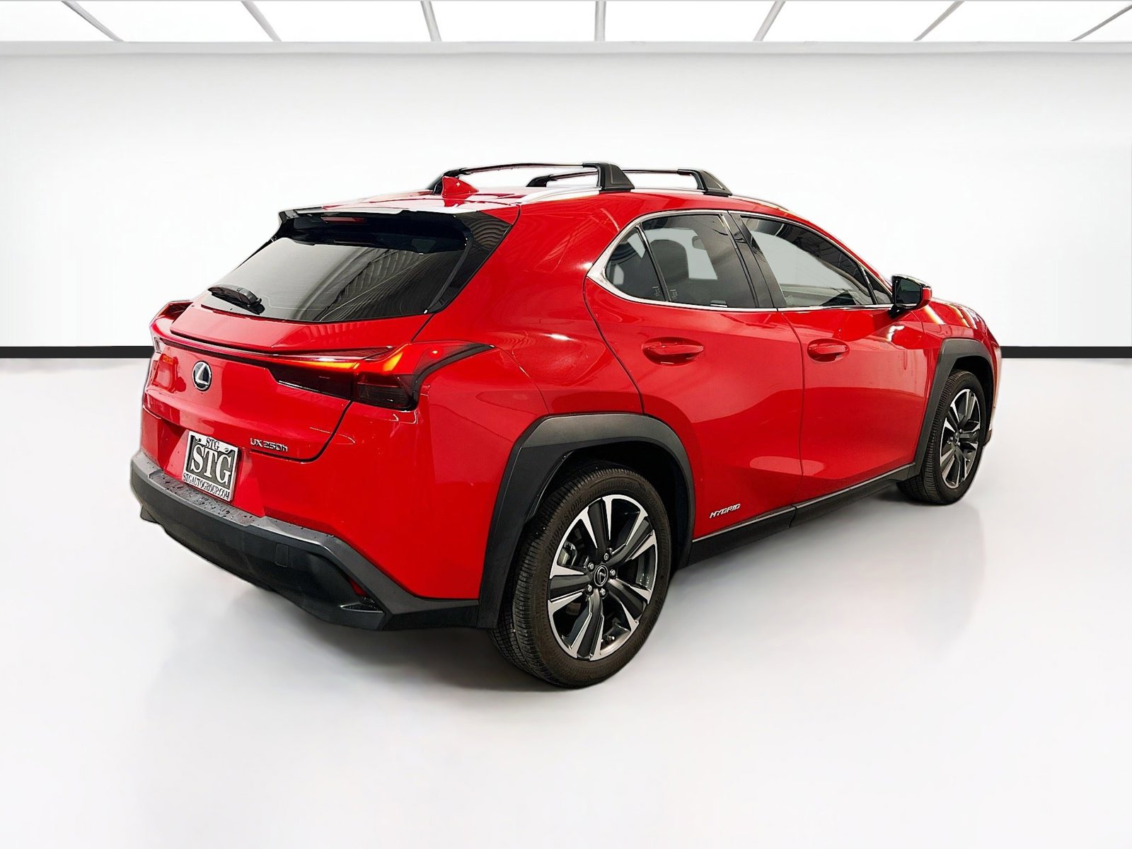Used 2020 Lexus UX 250h w/ Accessory Package 2 image 4
