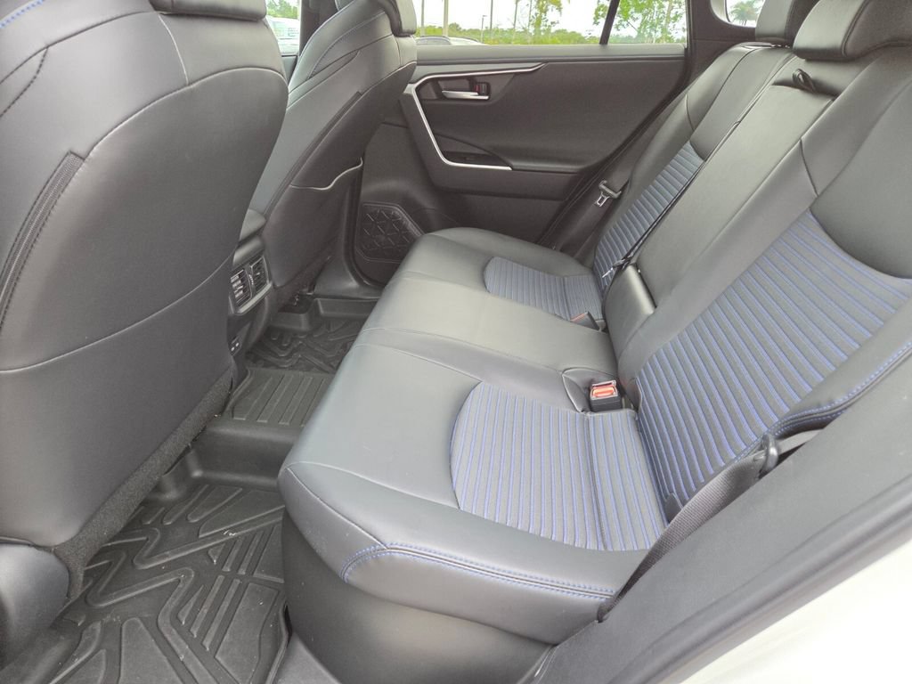 Used 2024 Toyota RAV4 XSE AWD/4WD image 23