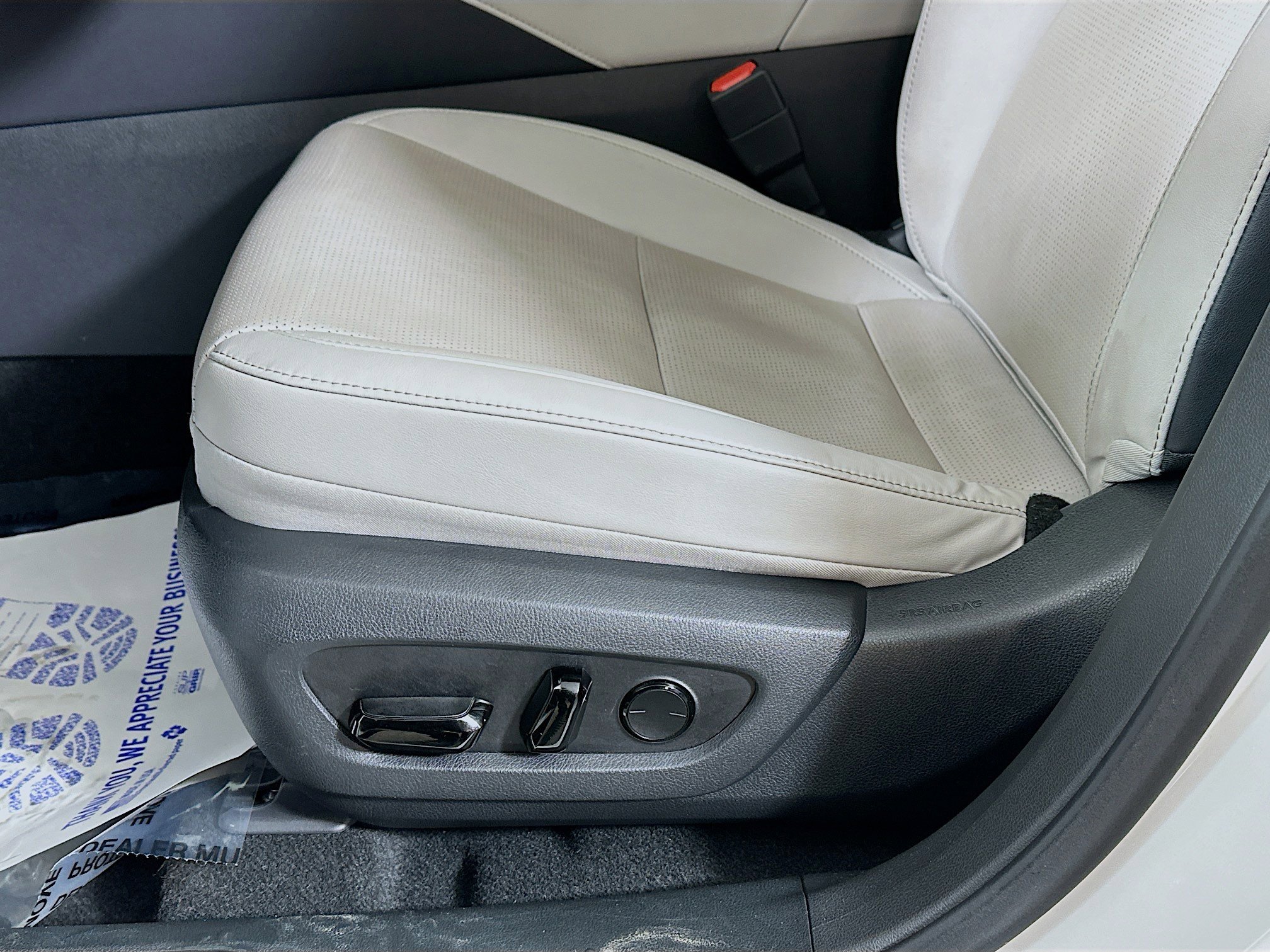 Used 2023 Lexus RX 350 Premium Plus w/ Cold Area Package image 19