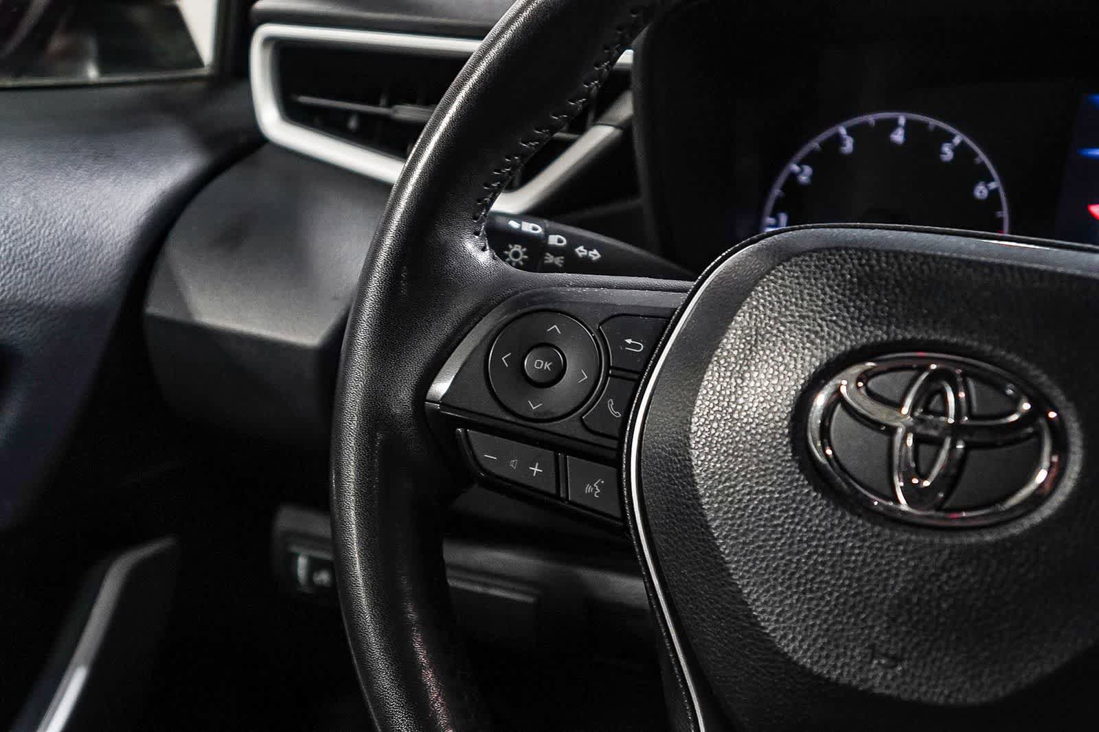 Certified 2024 Toyota Corolla SE FWD image 17
