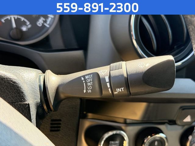 Used 2019 Toyota Tacoma TRD Off-Road AWD/4WD image 16