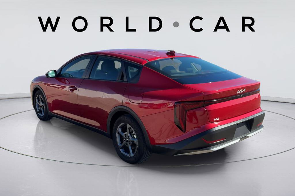 Certified 2025 Kia K4 image 6