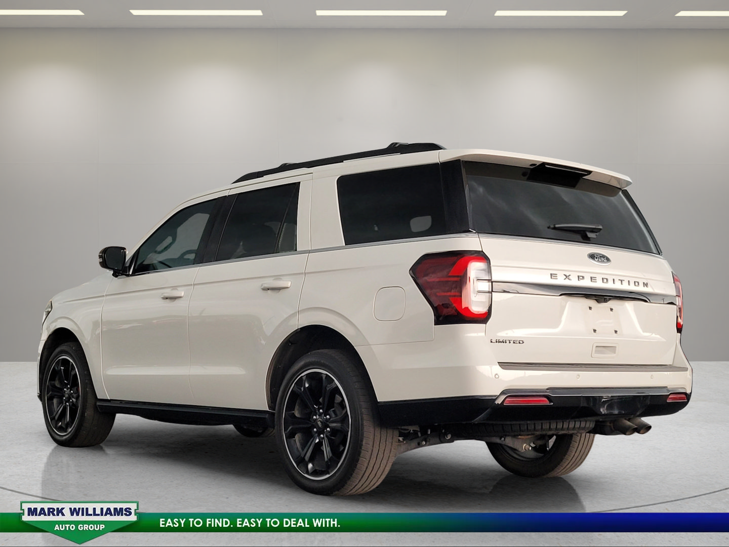 Used 2022 Ford Expedition Limited AWD/4WD image 6
