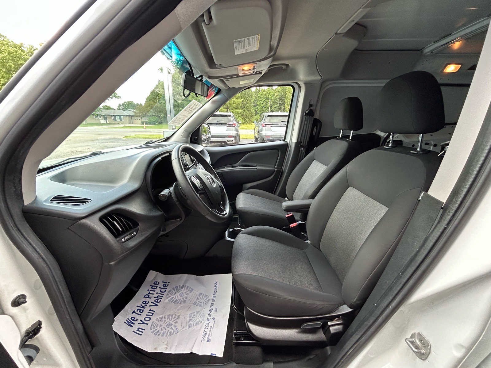 Used 2022 RAM ProMaster City Tradesman FWD image 6