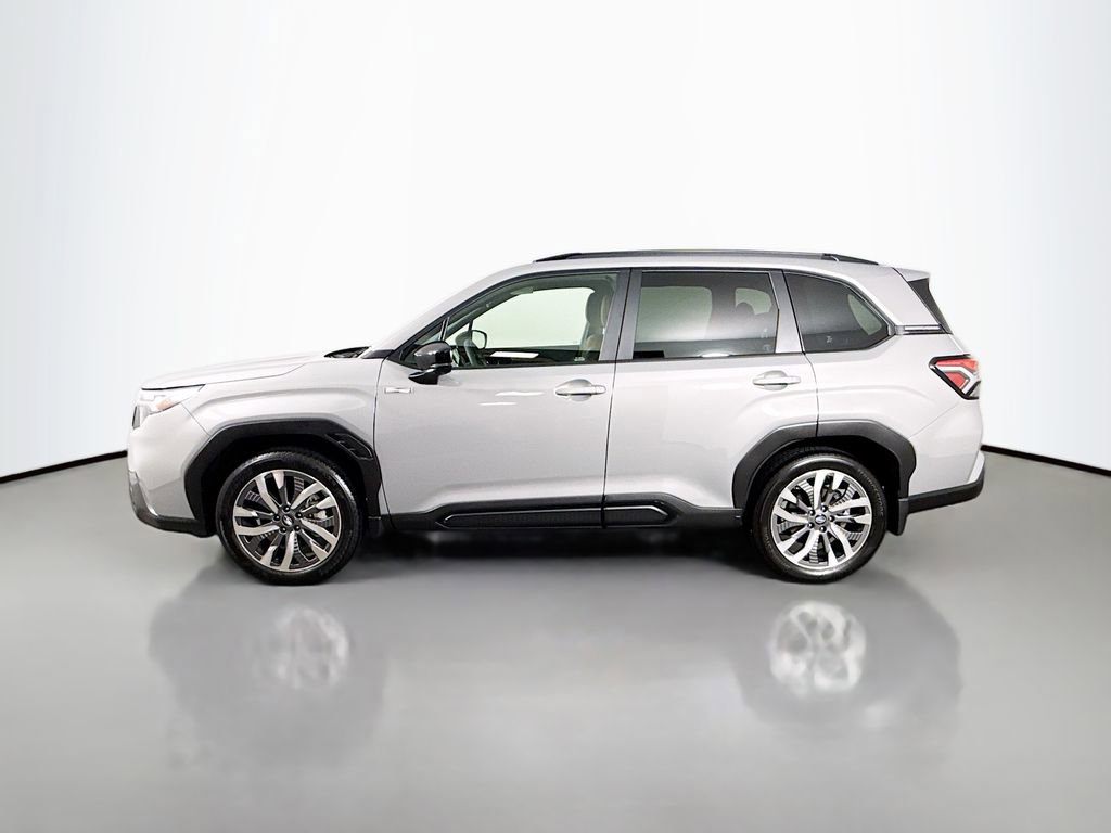 Used 2025 Subaru Forester Touring AWD/4WD image 8