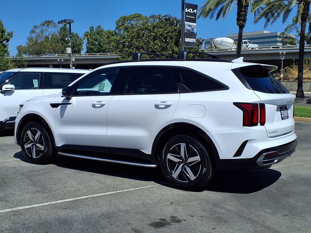 Certified 2023 Kia Sorento S w/ Panoramic Sunroof Package FWD image 6