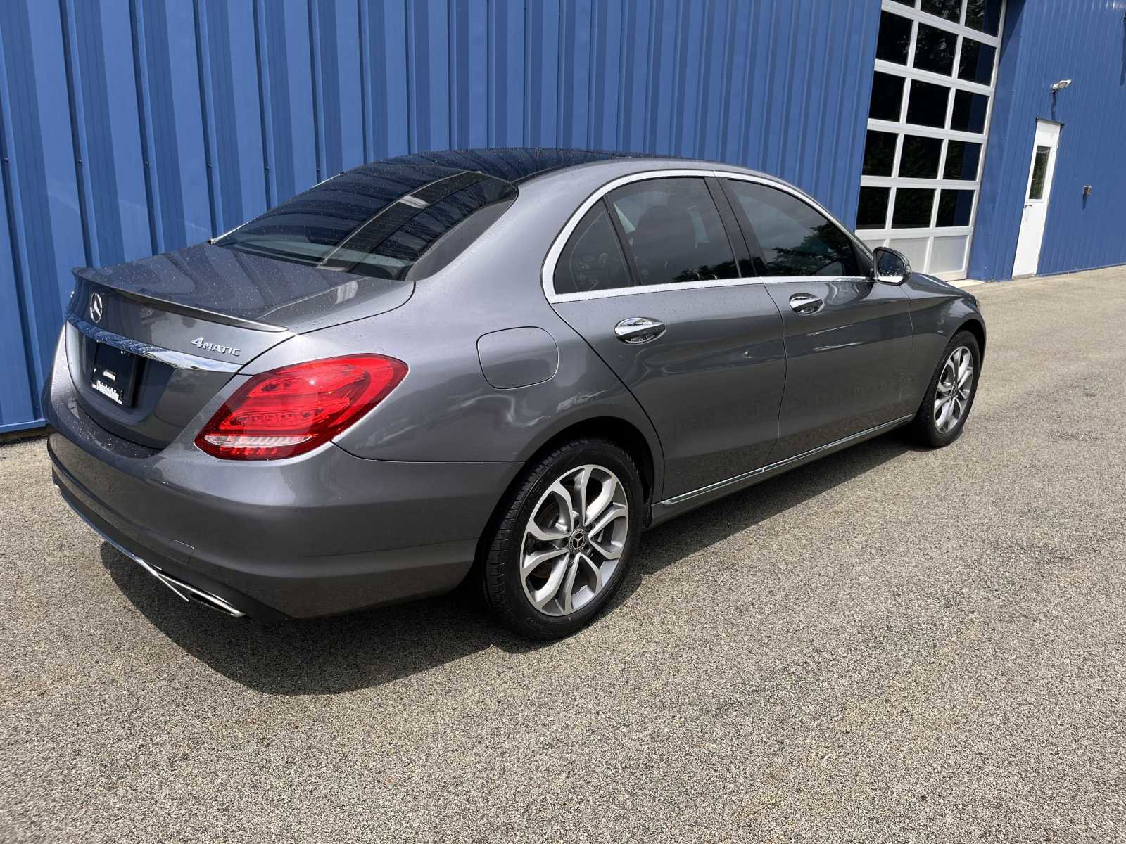 Used 2017 Mercedes-Benz C 300 4MATIC Sedan image 4