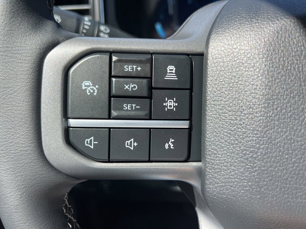 New 2026 Ford F250 Lariat image 17