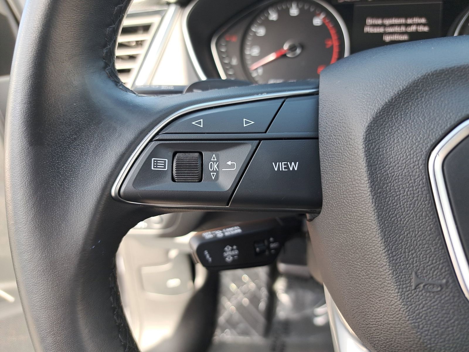 Used 2023 Audi Q5 2.0T Premium w/ Convenience Package image 18