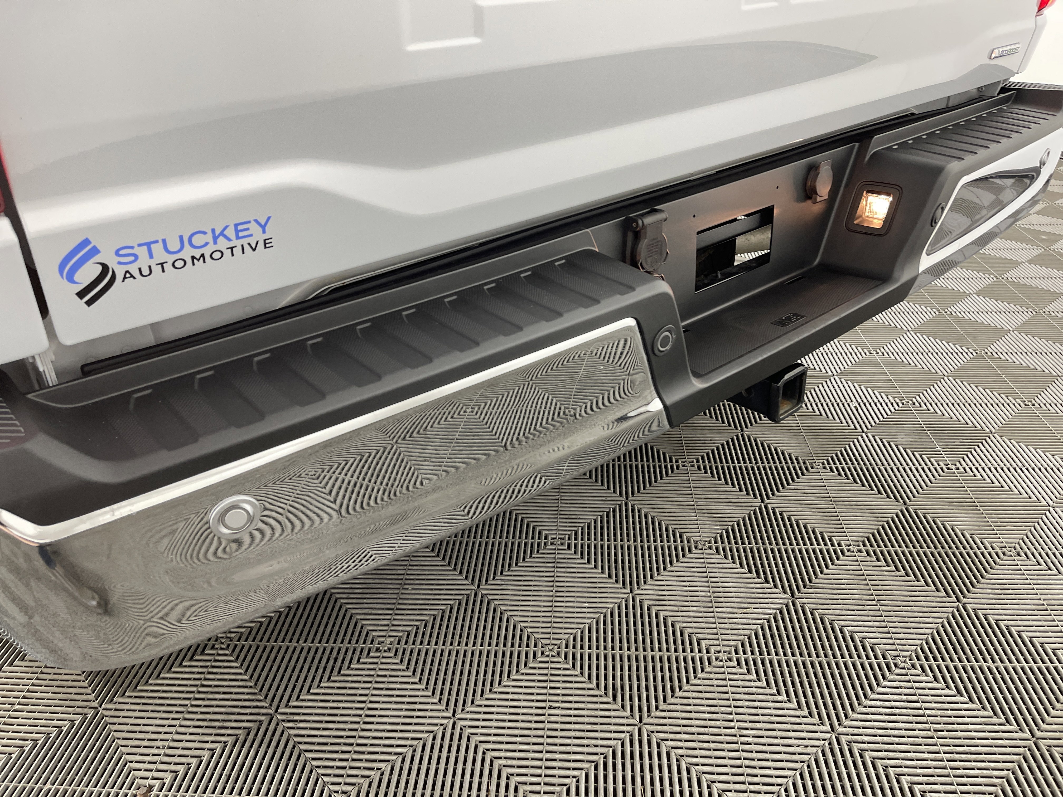 Used 2022 Ford F150 Lariat w/ Bed Utility Package image 6