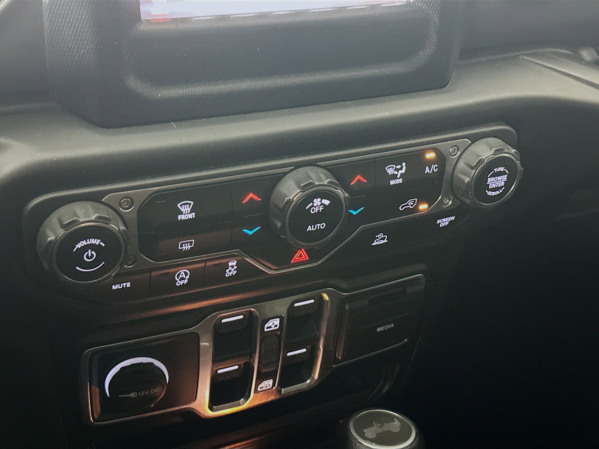 Used 2022 Jeep Wrangler Willys image 22