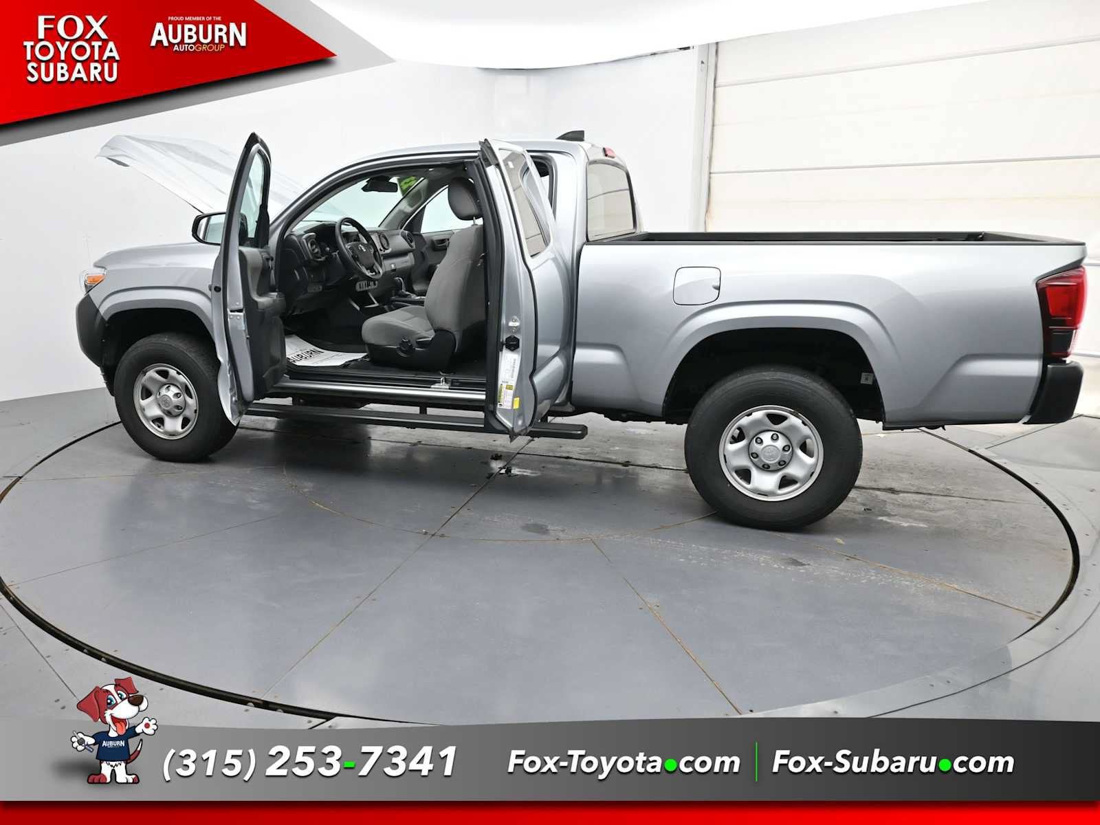 Used 2023 Toyota Tacoma SR AWD/4WD image 39