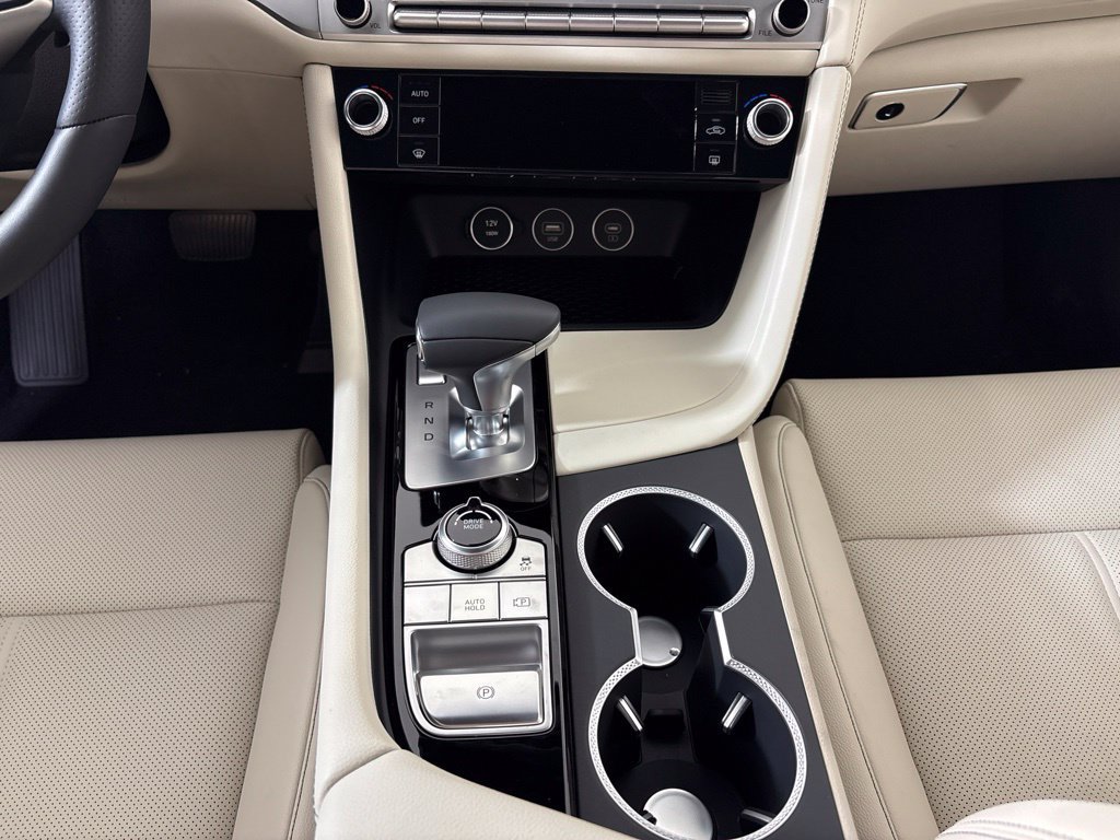 New 2026 Genesis G70 2.5T RWD image 23